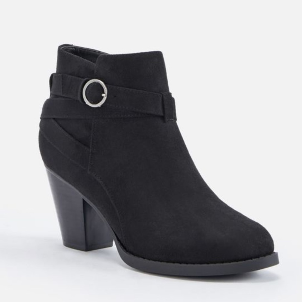 Freda Block Heel Ankle Bootie - Picture 2 of 5